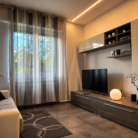 Modern Flat Between And Milan With Free Parking Cermenate